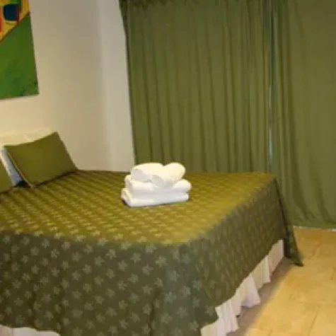 habitacion-queen-punta-ramallo-1-(1)